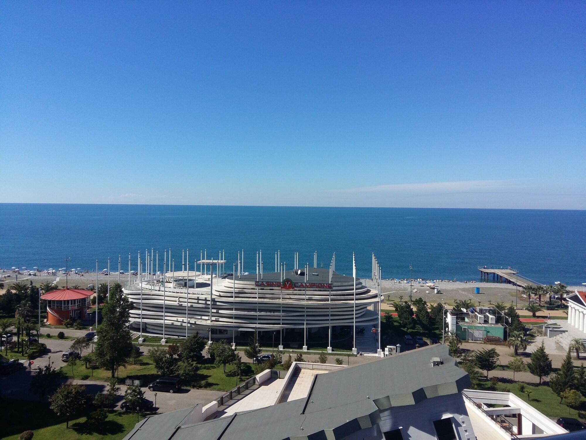 Sea View Rock Hotel Батуми Екстериор снимка