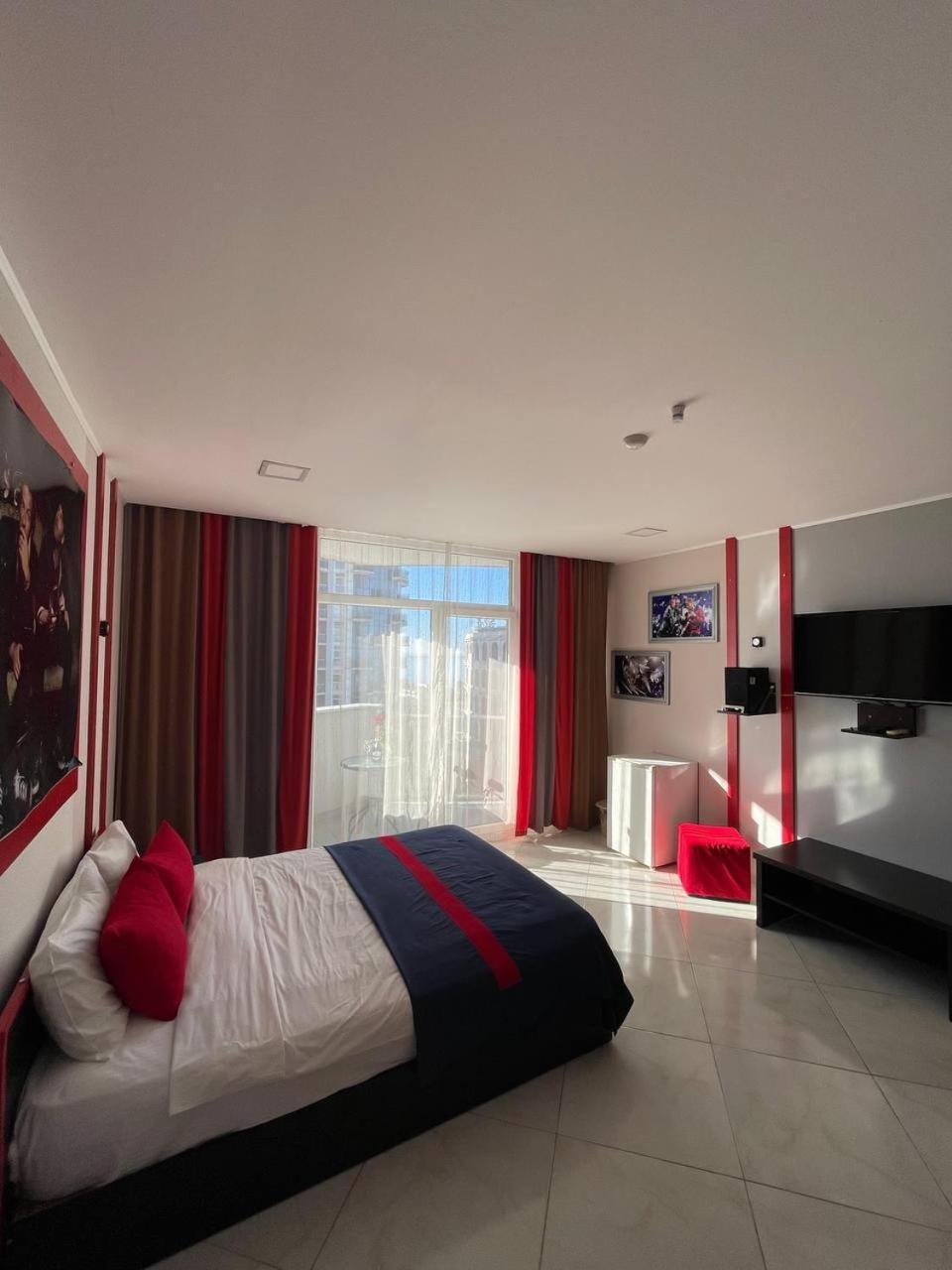 Sea View Rock Hotel Батуми Екстериор снимка