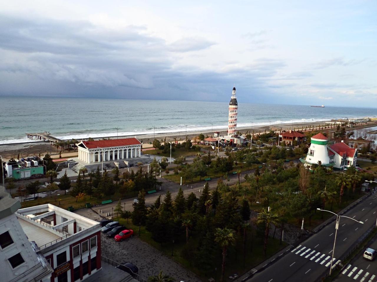 Sea View Rock Hotel Батуми Екстериор снимка