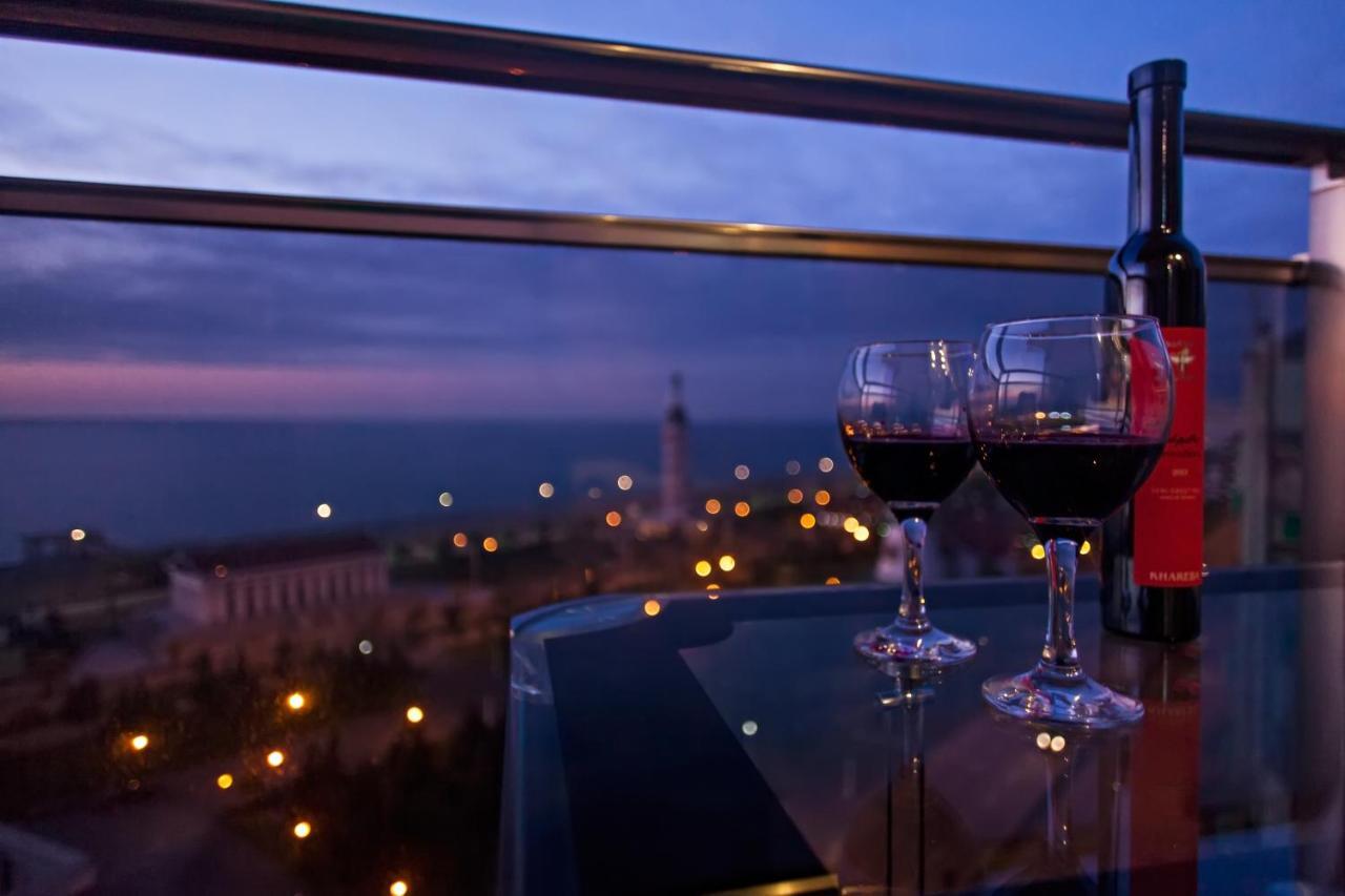 Sea View Rock Hotel Батуми Екстериор снимка